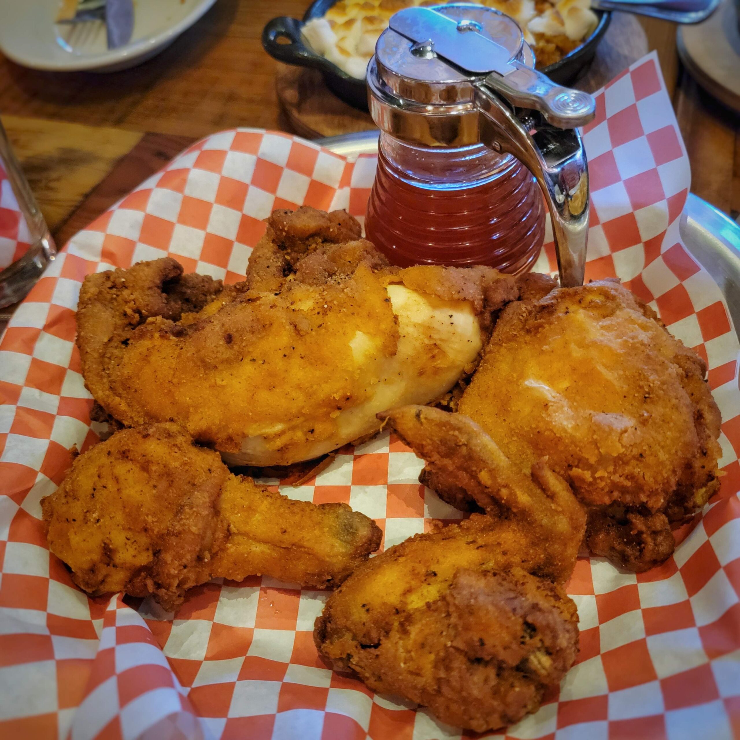 The Eagle Brings More Fried Chicken to Pittsburgh Alex Eats Too Much