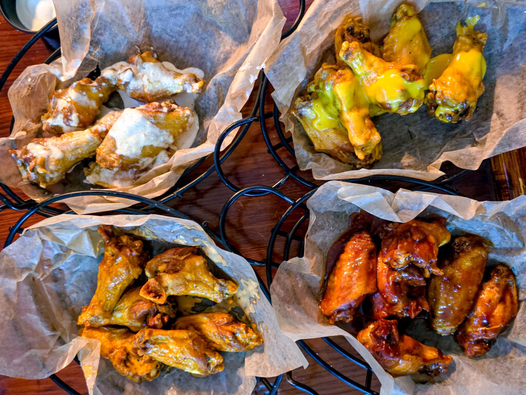 mcfarlands bar chicken wings on wing night